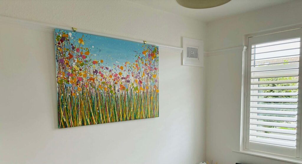 Customer showcase photo of my 100 cm by 70 cm original abstract flower painting on a stretched canvas